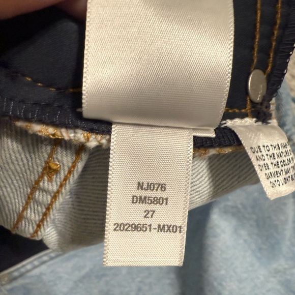 Madewell Maternity Light Blue Denim Jean Shorts with Navy Accents size 27 - Picture 2 of 13